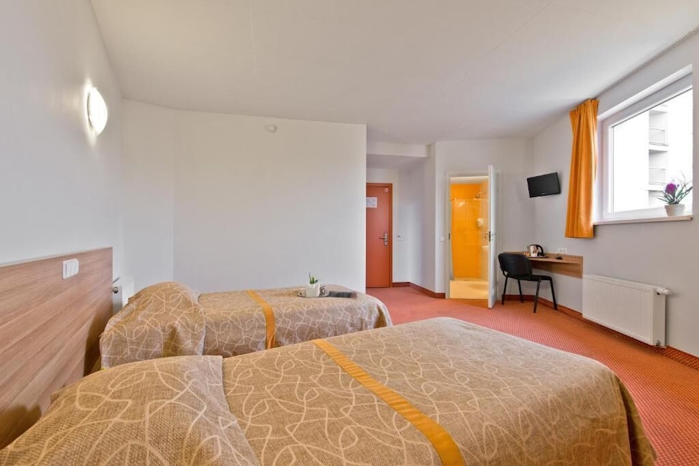 GREEN VILNIUS HOTEL 33/60