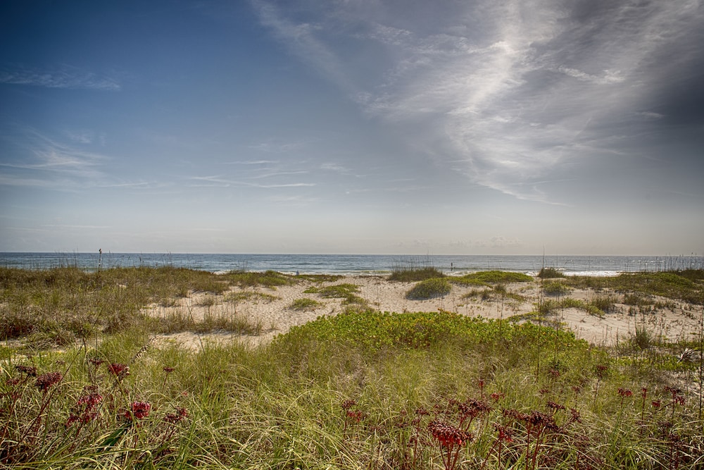 Coco Sands Beachside Cottages 59/63