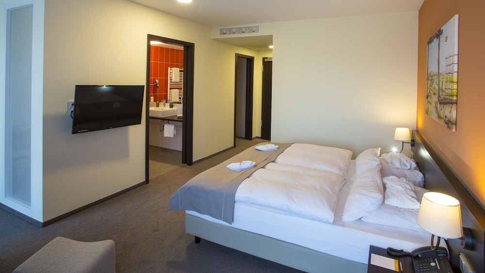 TOP CountryLine Heide Spa Hotel 10/68