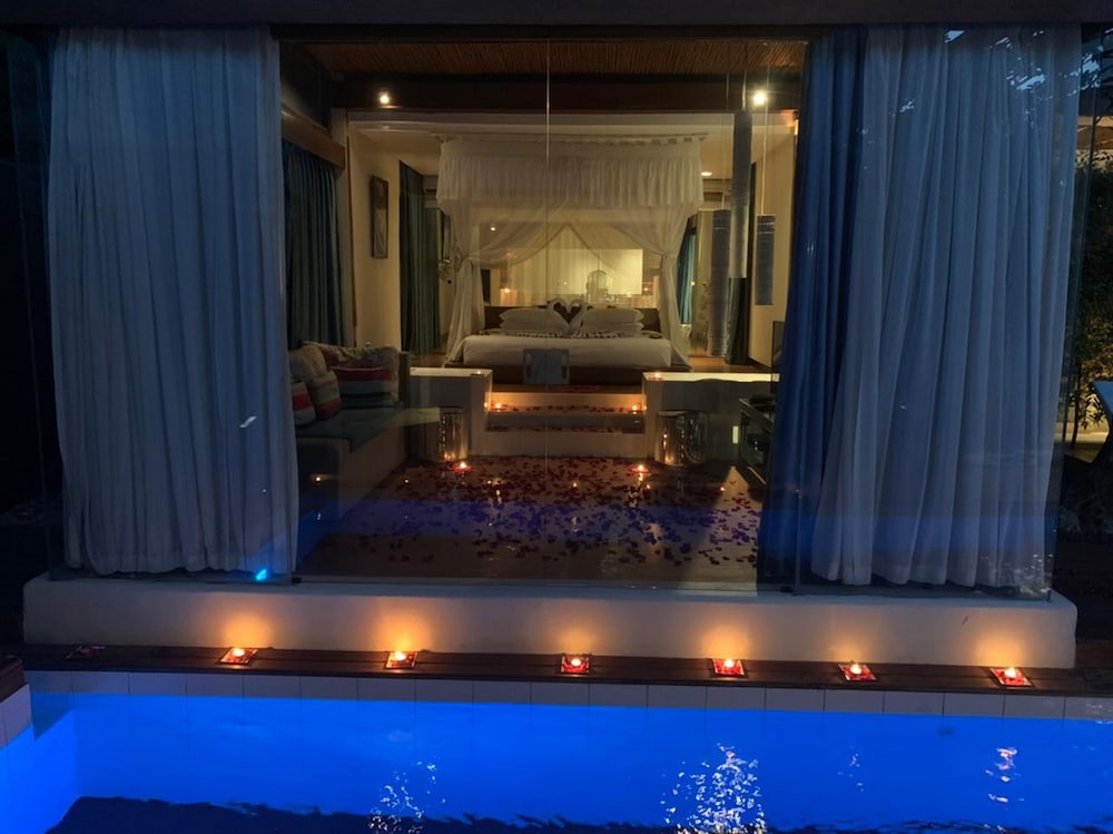 Kiss Bali 2/50