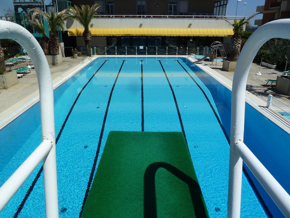 Hotel Cormoran 27/66