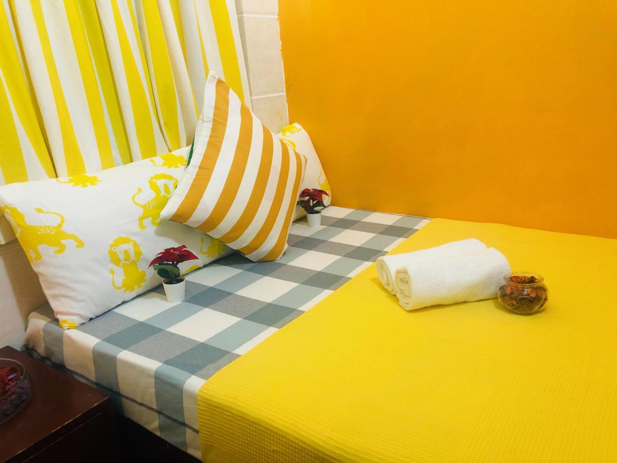 Manila Lounge 26/59