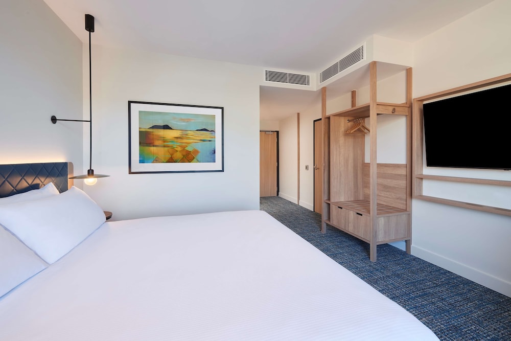 Hilton Garden Inn Albany 8/34