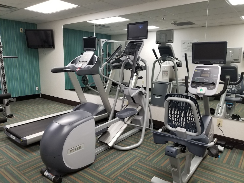 Holiday Inn Express & Suites Louisville South-Hillview, an IHG Hotel 44/55