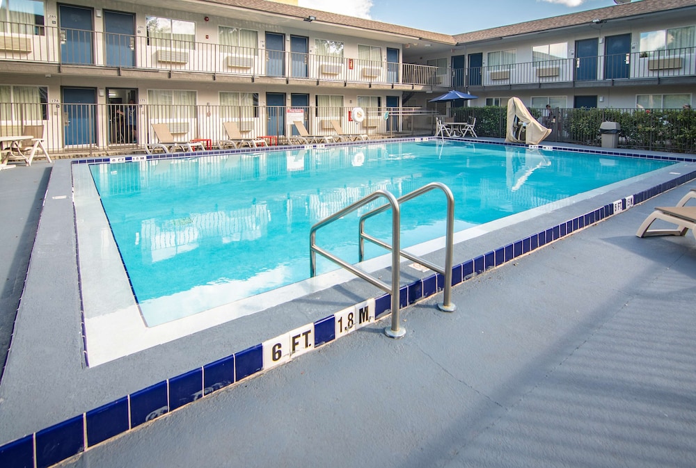 Motel6 Kissimmee, FL - Orlando 39/64