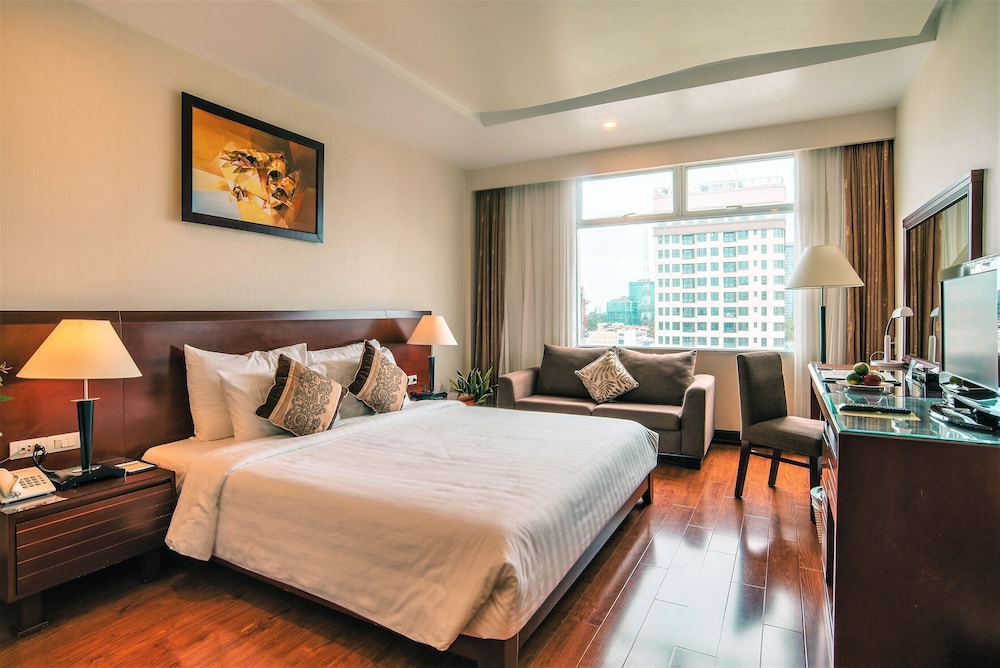 Kin Hotel Thi Sach Edition 15/55
