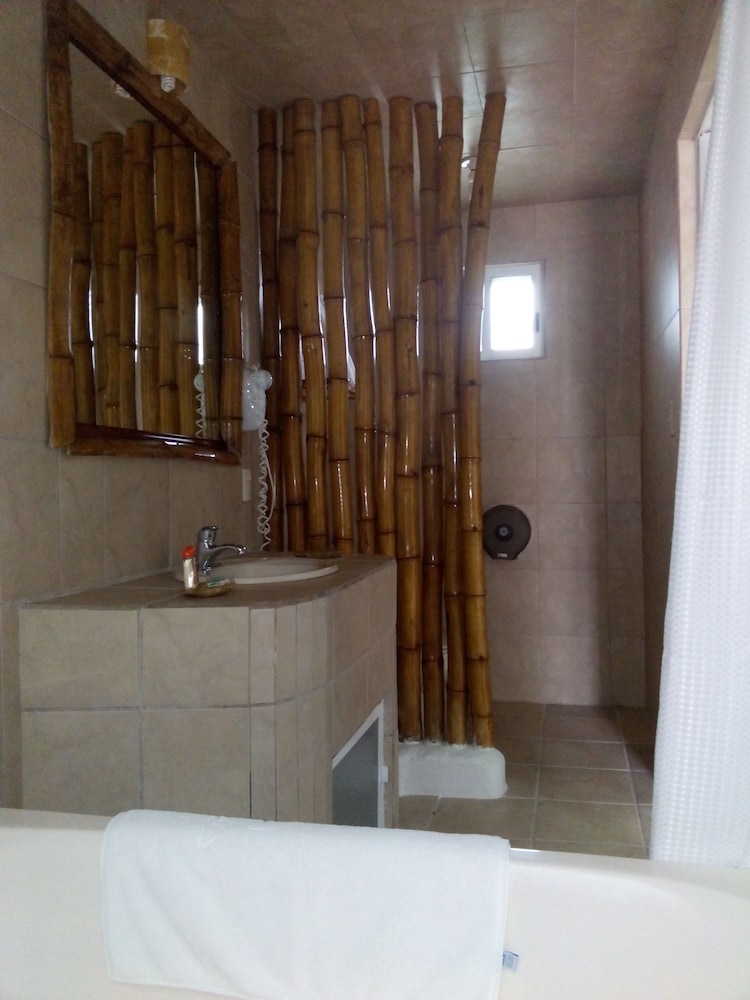 Bon Jesus Hotel 49/50