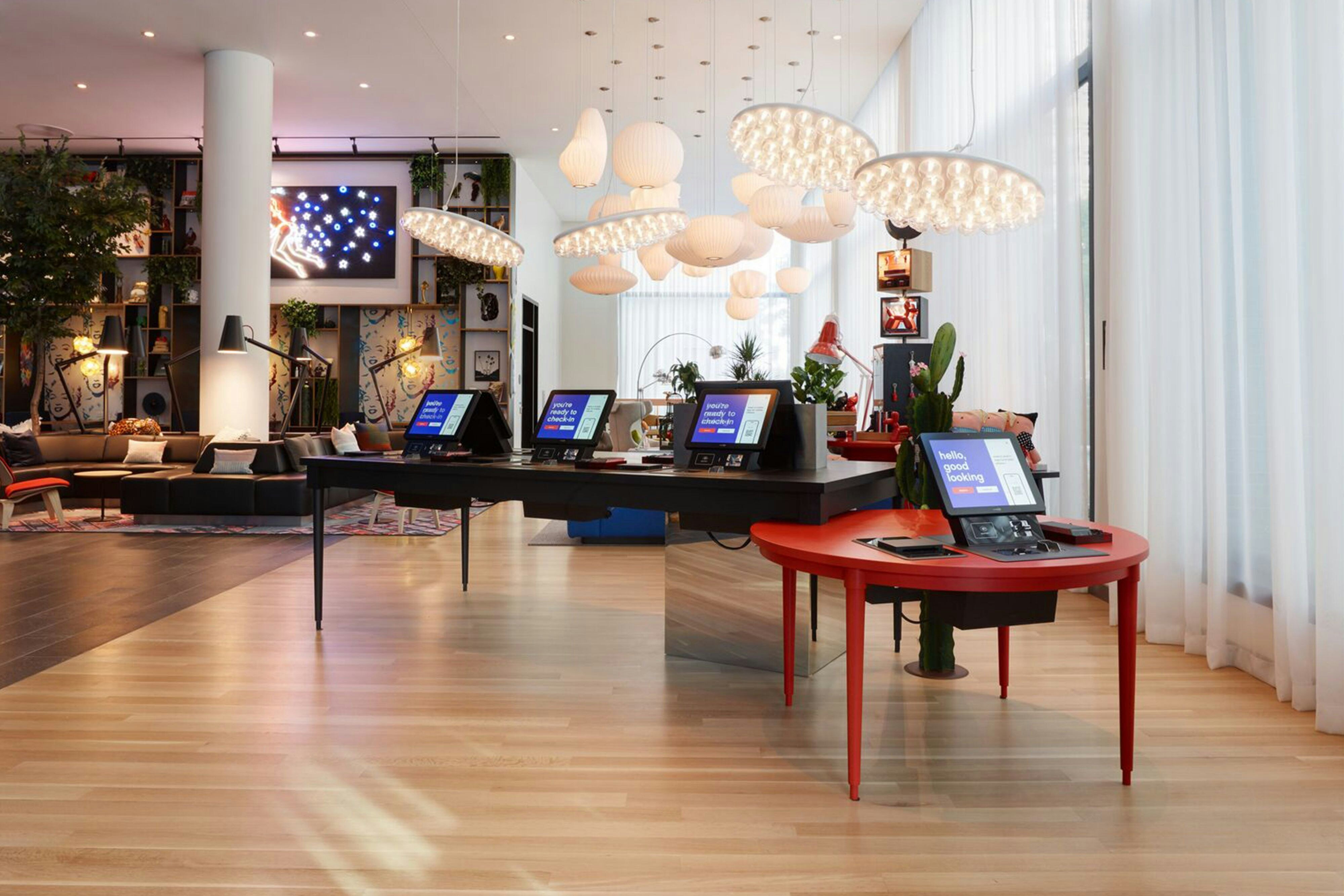 CitizenM Los Angeles Downtown 5/29