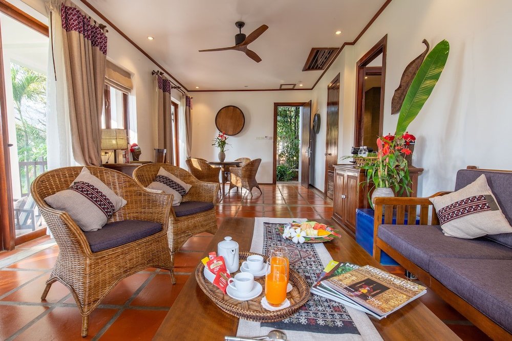 Riverside Boutique Resort Vang Vieng 49/74