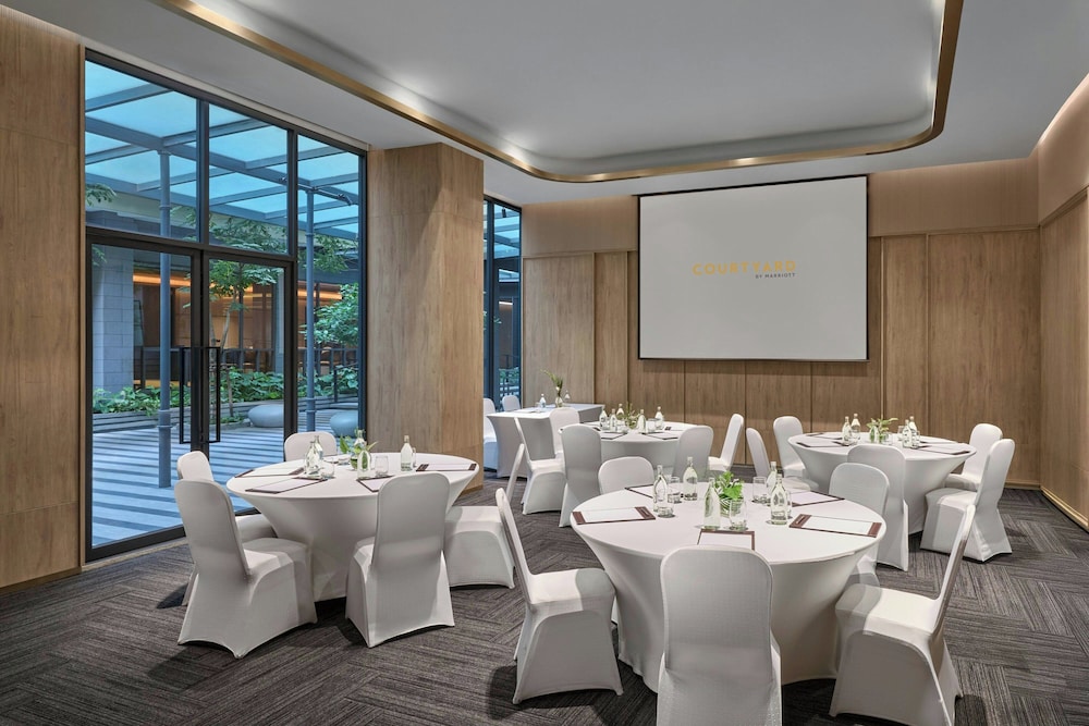 Courtyard By Marriott Bangkok Sukhumvit 20 60/69