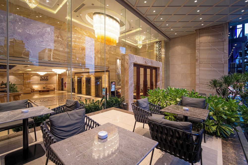 Luxtery Hotel 55/71