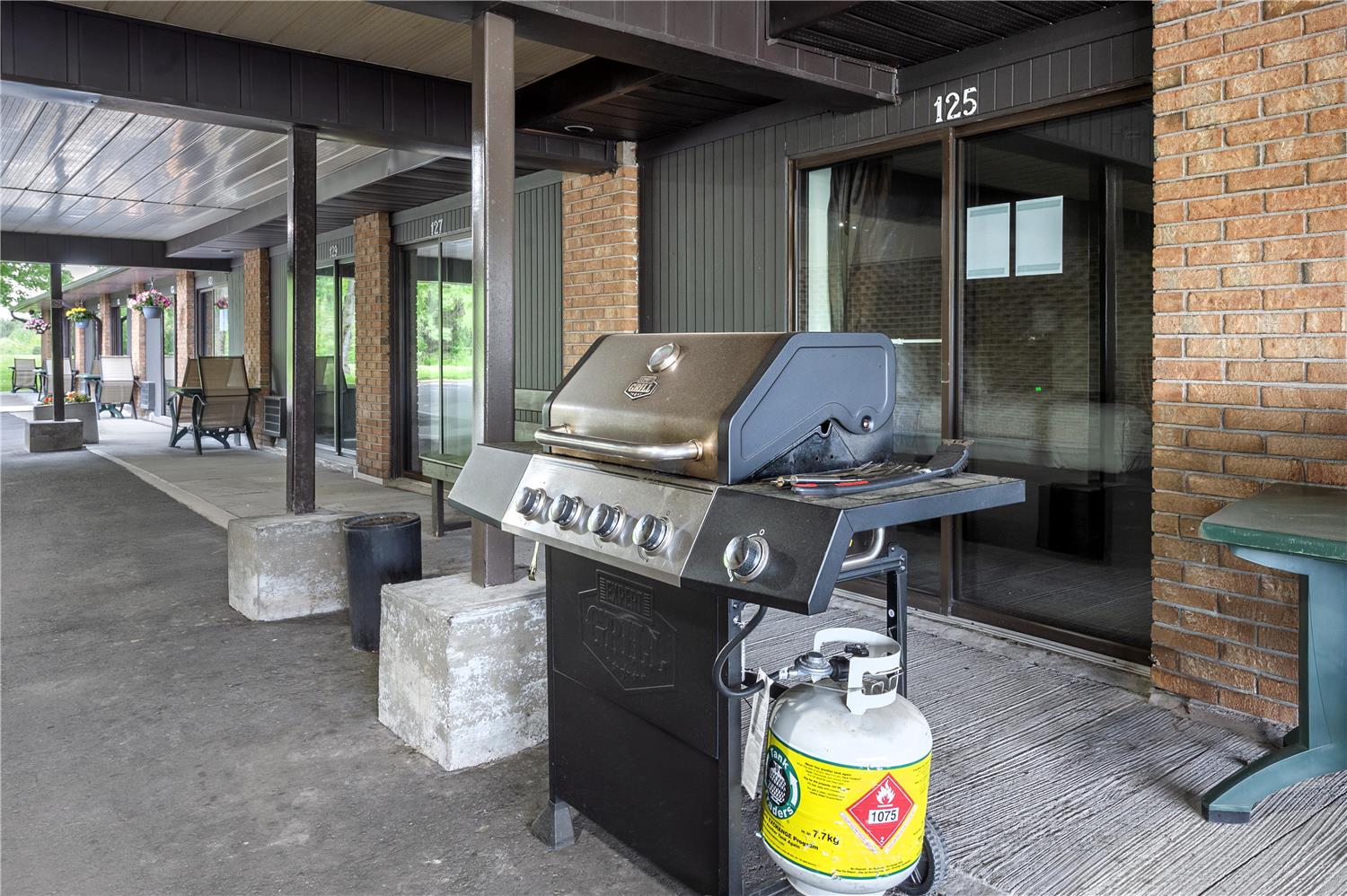 Surestay Hotel By Best Western Kemptville 13/15