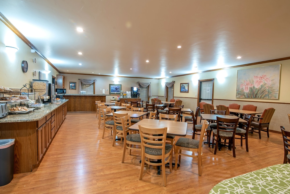 Silver Spruce Inn 31/50