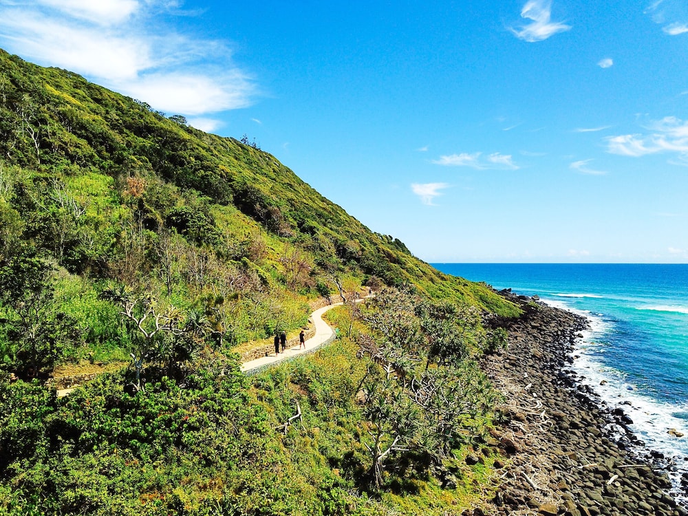 Burleigh Beach Tower 46/49