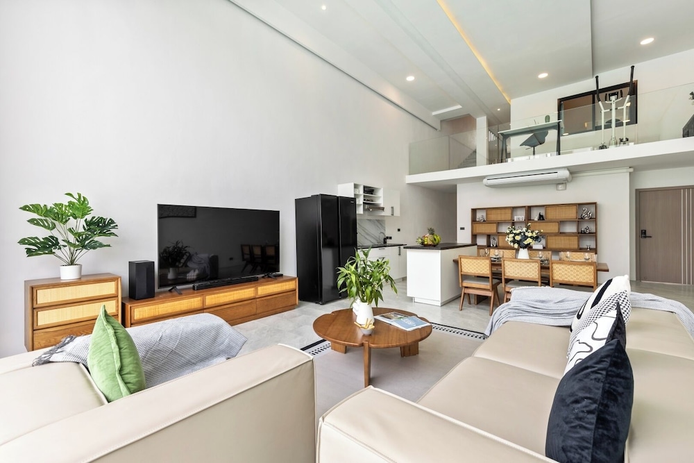 Zen Style Pool Access Townhouse 28/50
