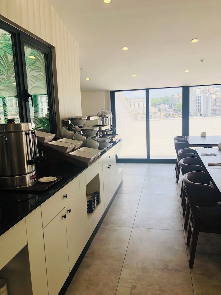 Istanbul Midpoint Hotel 35/48