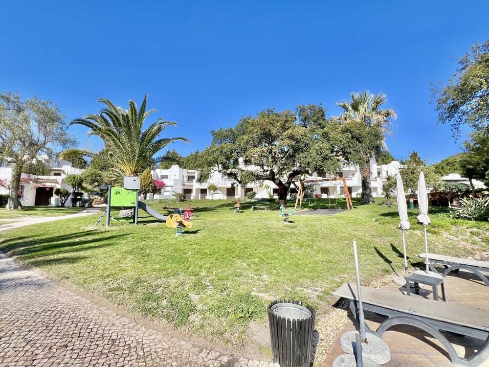 Balaia Golf Village 93/94