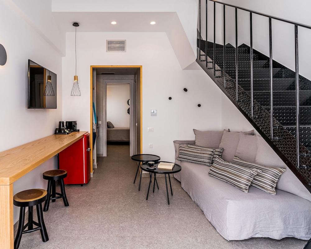 Hippocampus Hotel 42/72