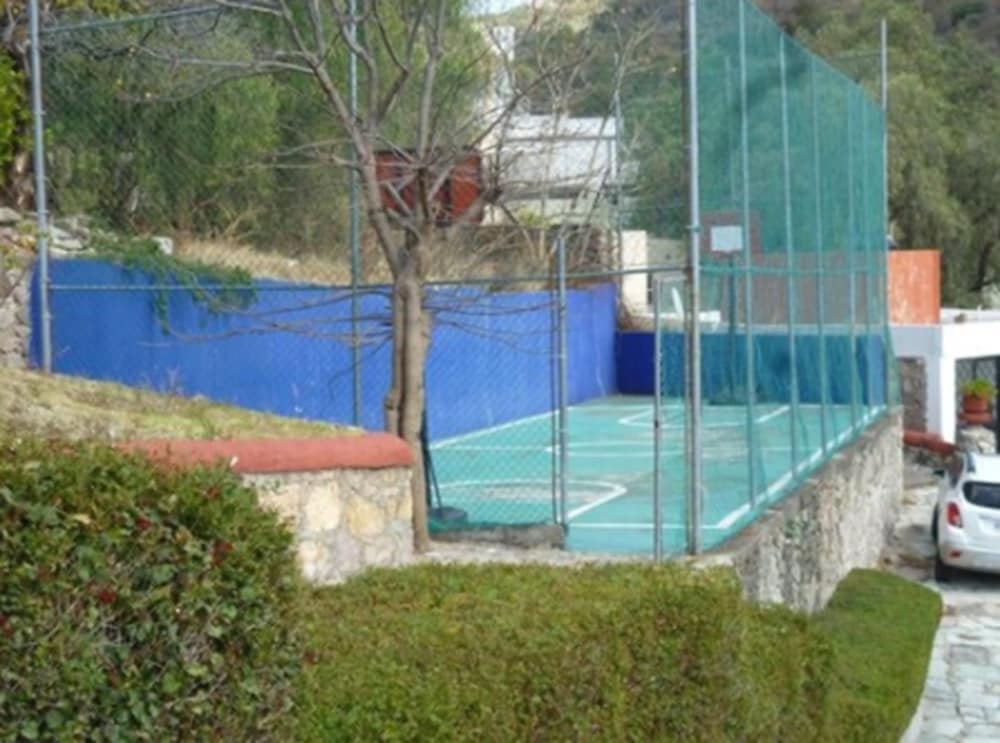 Hotel Castillo Santa Cecilia 32/70