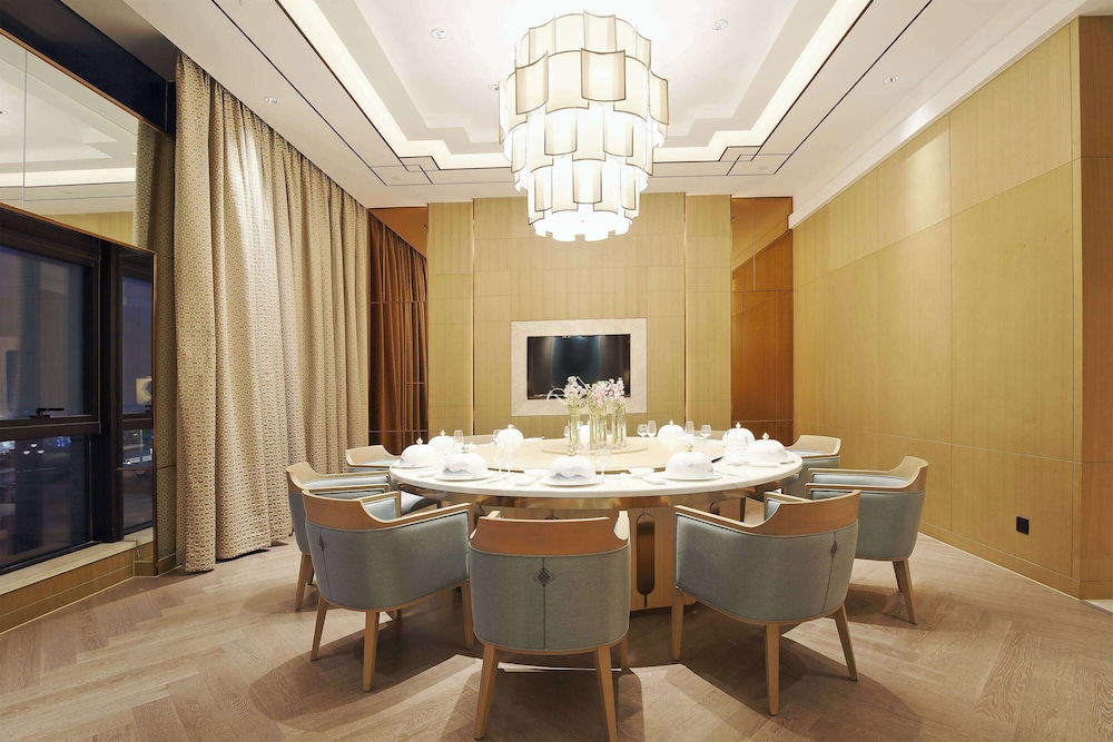 Howard Johnson By Wyndham Glory Plaza Chenghai 24/29