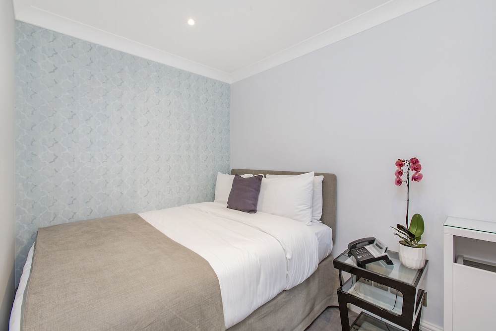 Mayfair House 32/58
