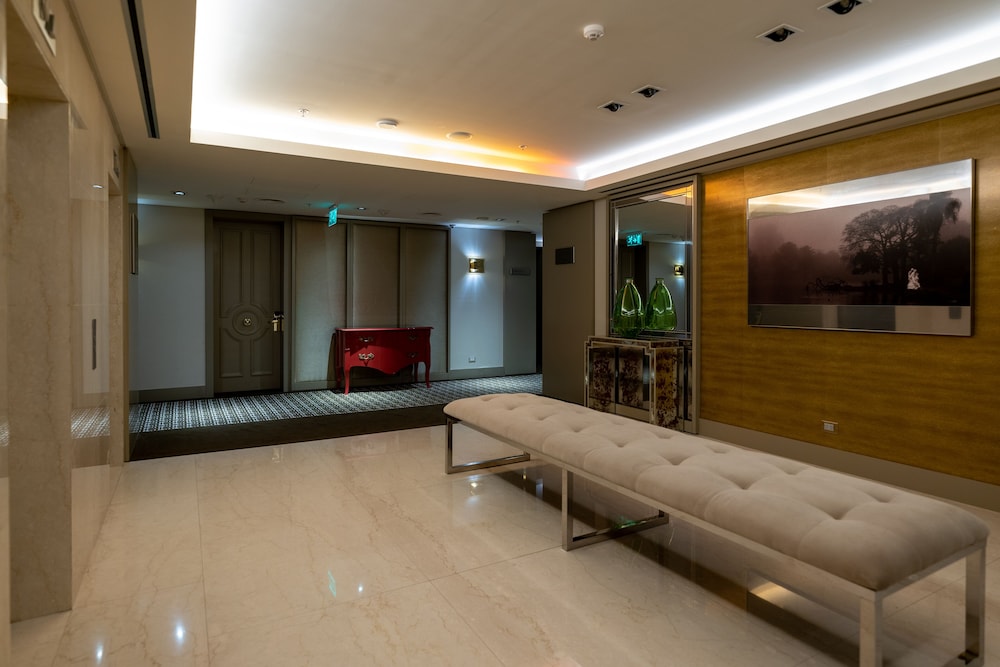 Alvear Icon Hotel 50/72