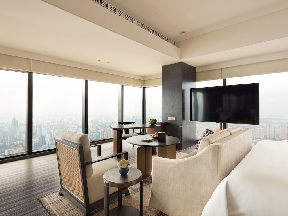 Shangri-La Nanning 32/48