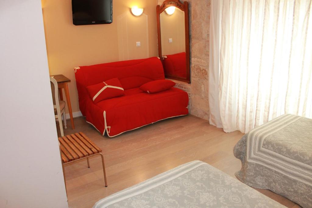 AUBERGE DE LA TOUR 17/26