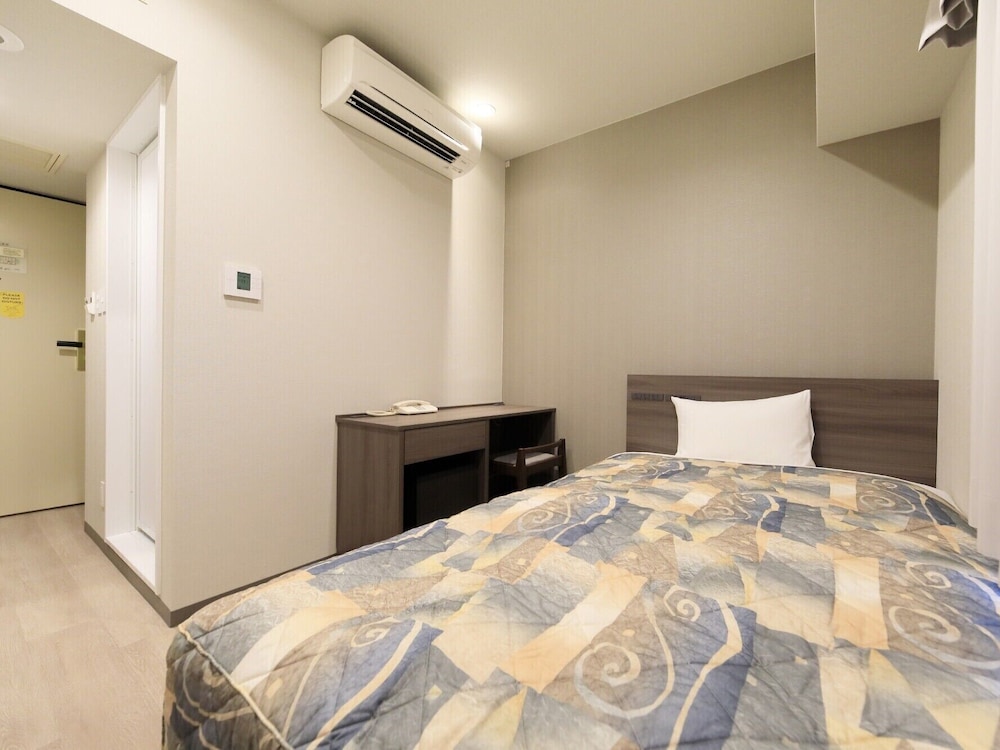 ROOM, SINGLE, NO VIEW