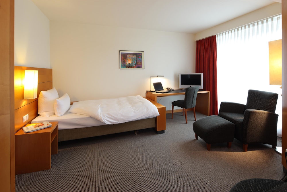 Parkhotel Pforzheim 18/68