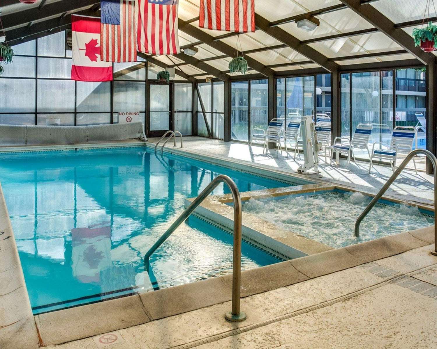 swimming pool spa