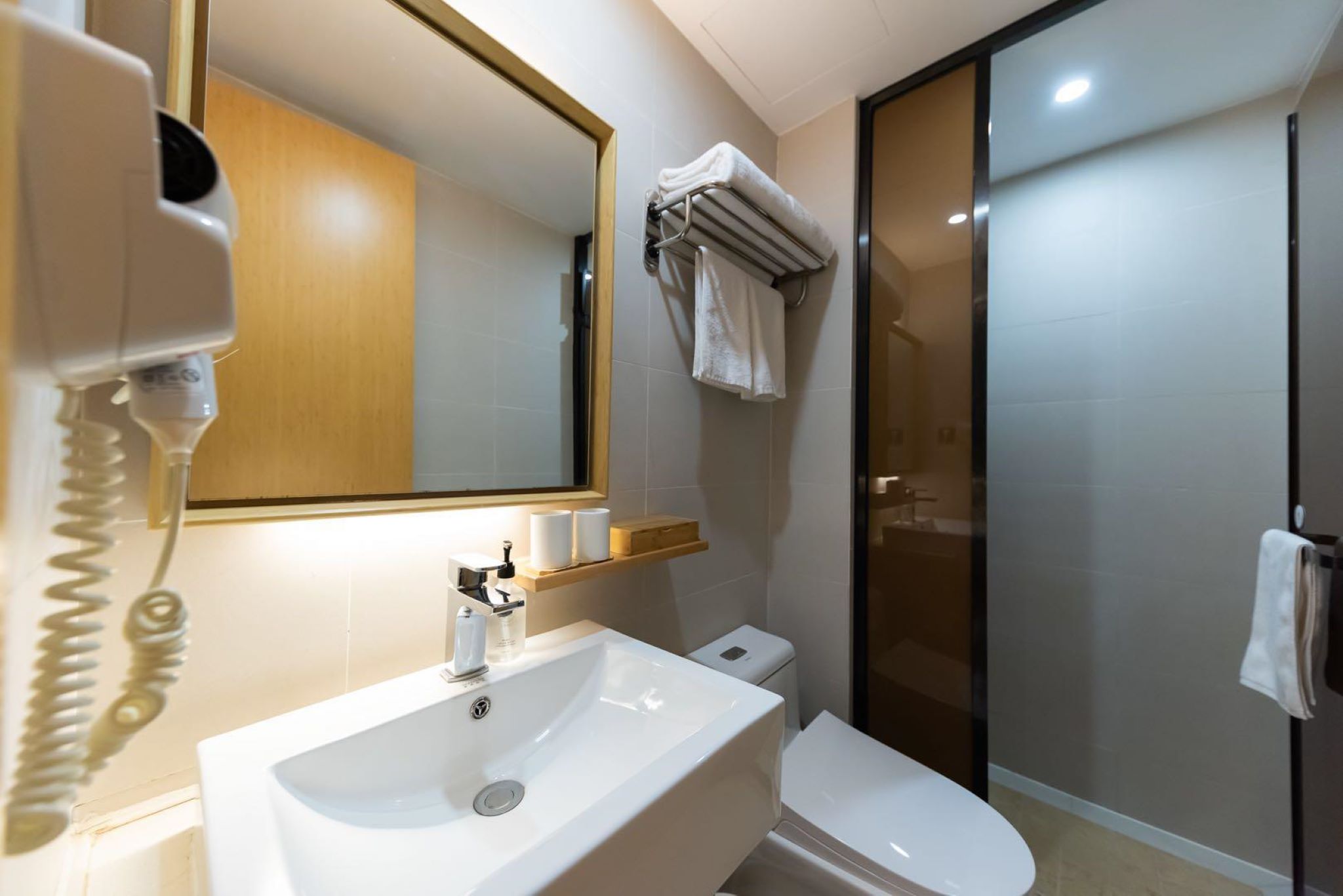 Ji Hotel Hangzhou West Lake Hubin Road 15/17