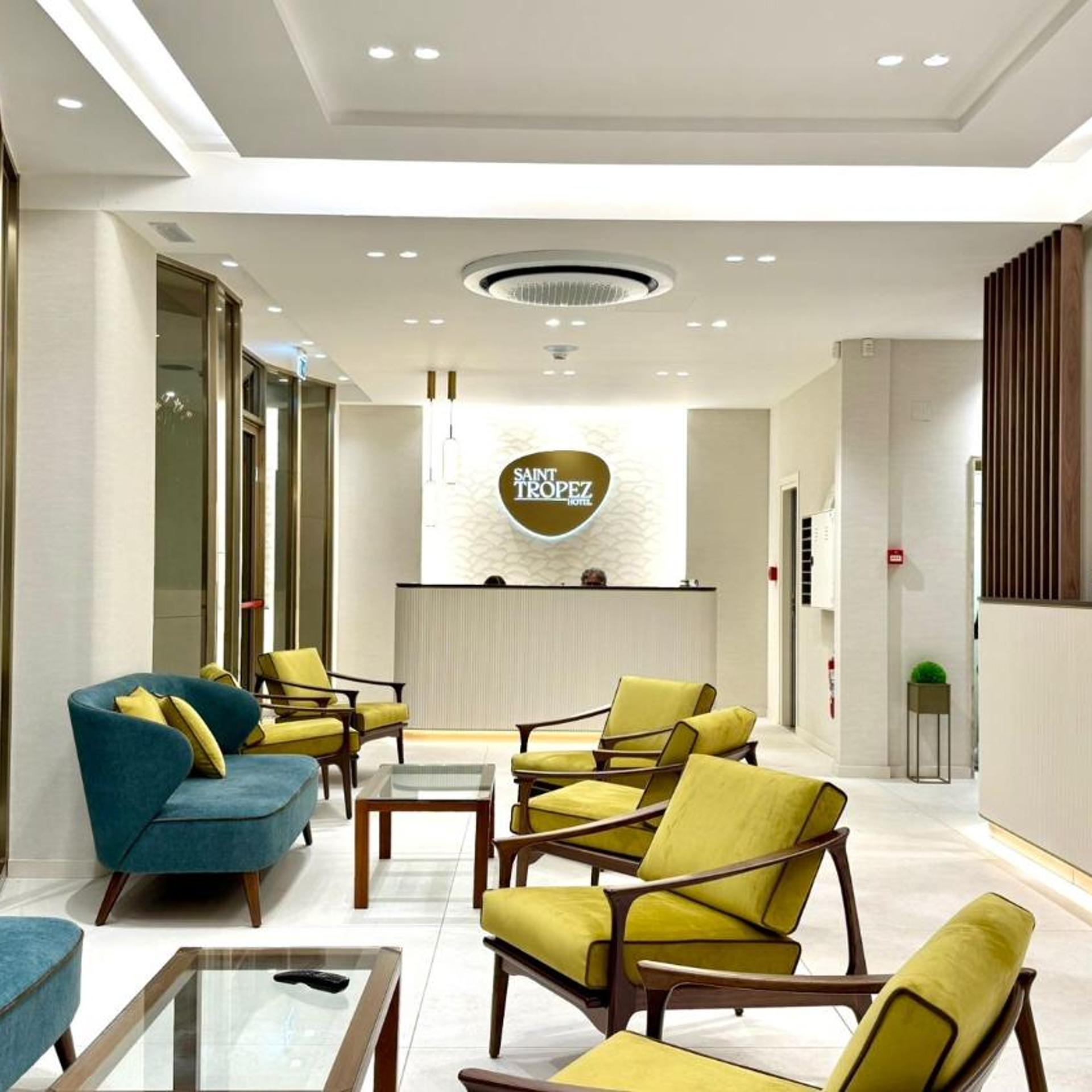 Hotel Saint Tropez Riccione 33/39