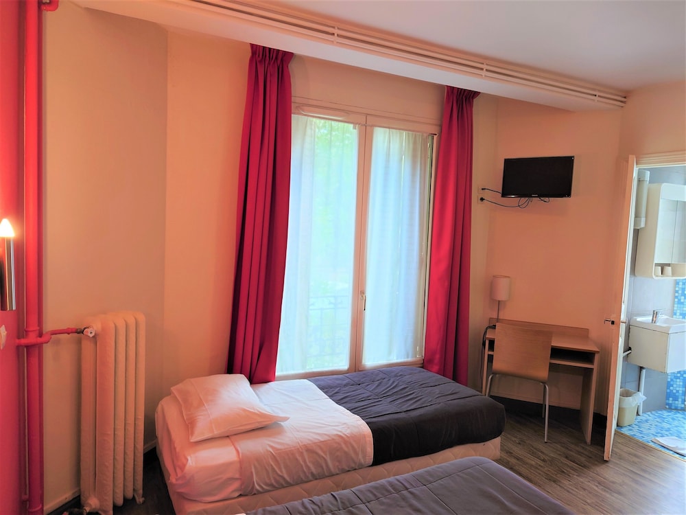 Hotel Tolbiac 2/48