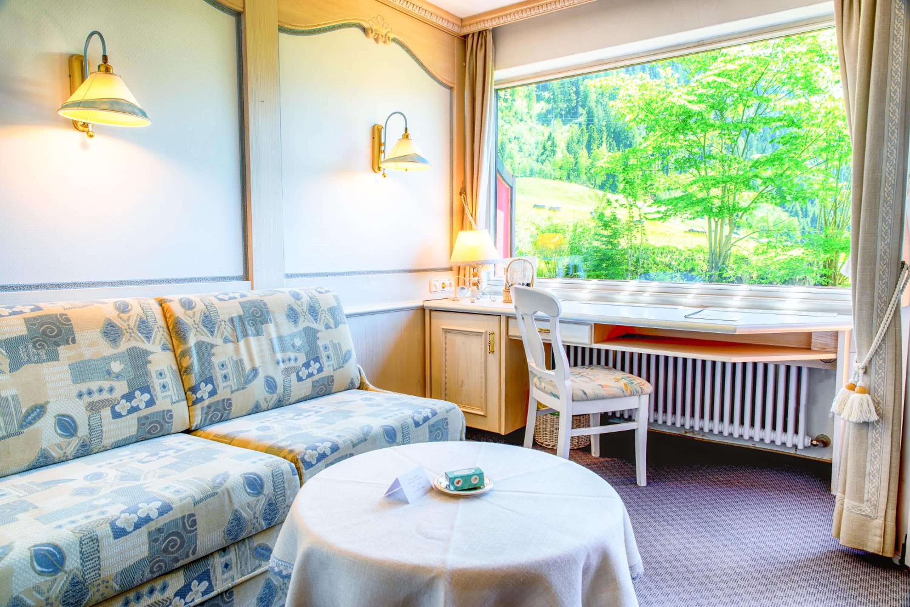 Ski and activity hotel Almhof Rupp 19/24