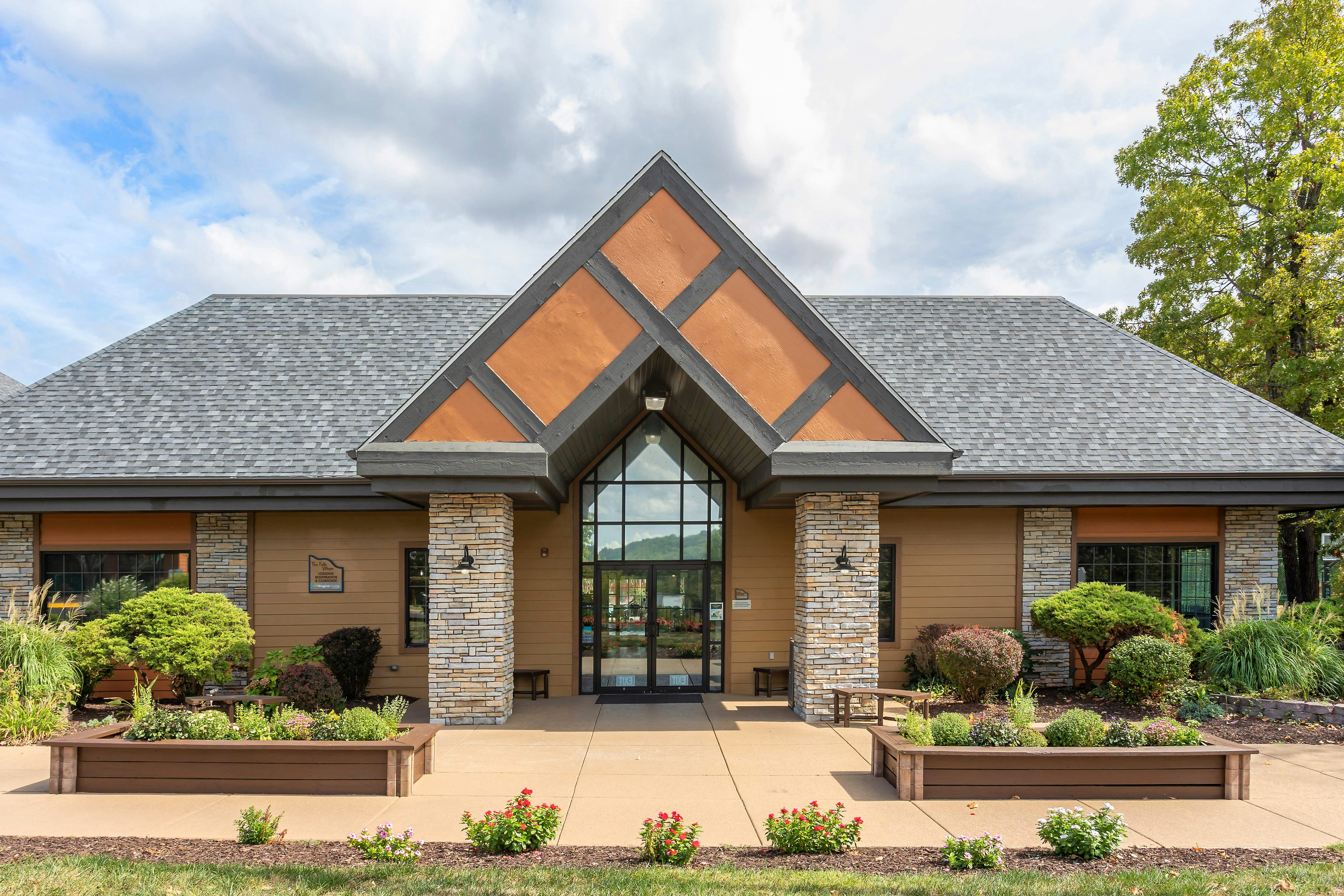 Hilton Vacation Club The Falls Village Branson 3/38