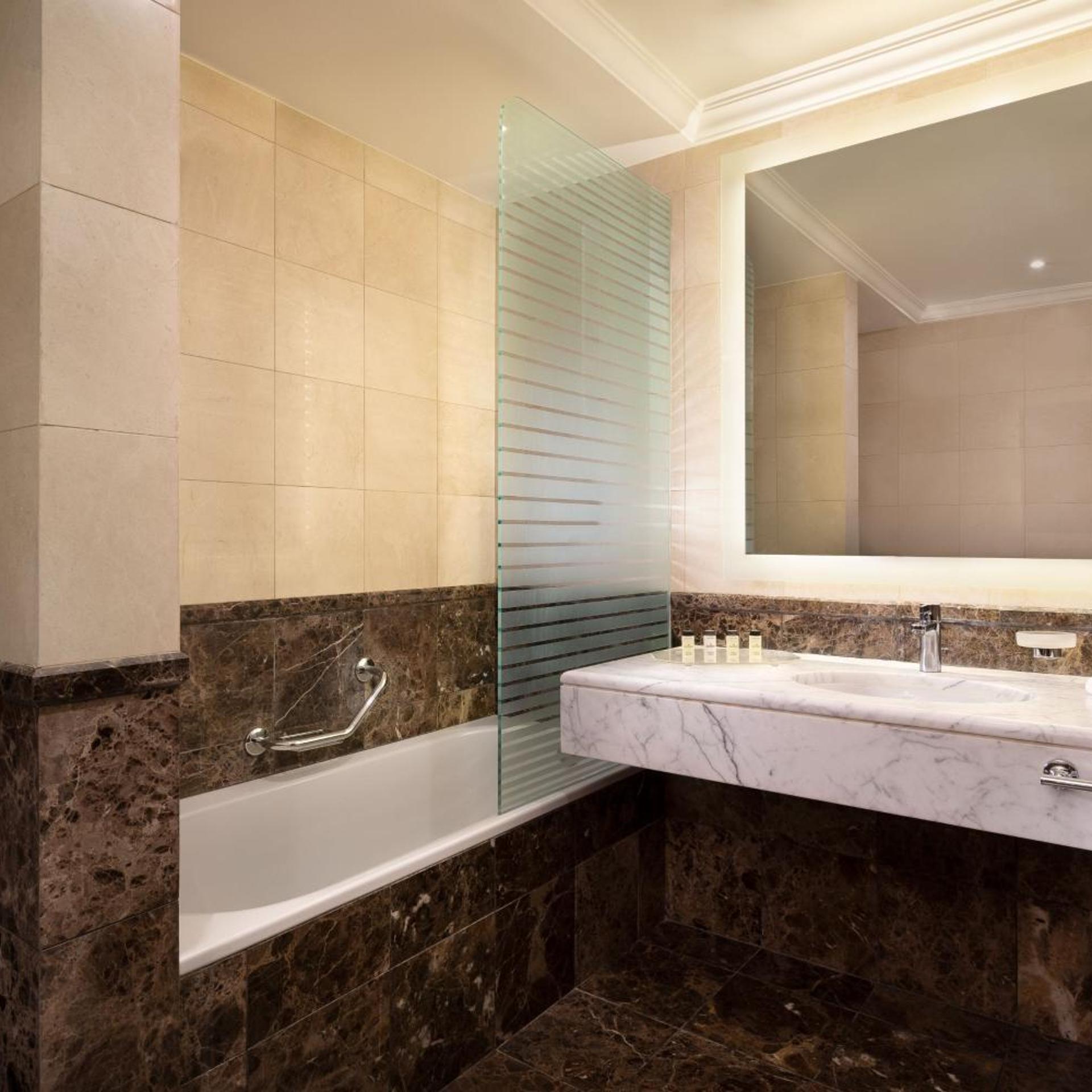 1 Bedroom, Junior Suite, King Bed, Club Lounge Access, Sheraton Riyadh Hotel And Towers 5/5