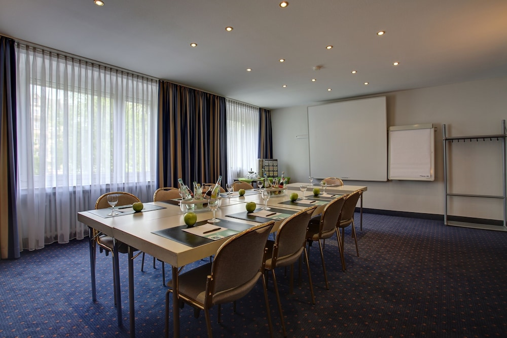 Trip Inn Hotel Esplanade 61/71