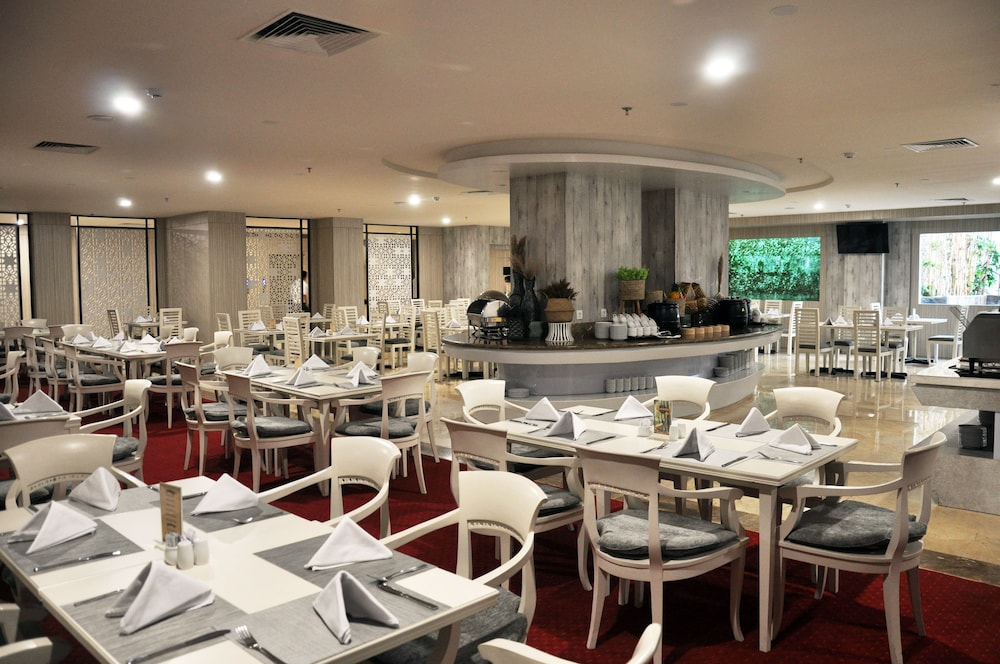 Beverly Hotel Batam 39/50