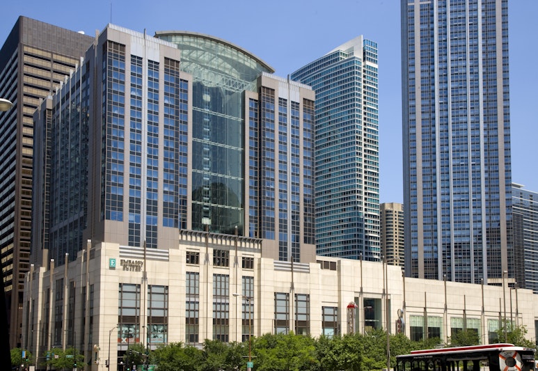 Embassy Suites by Hilton Chicago Downtown Magnificent Mile in CHICAGO - IL