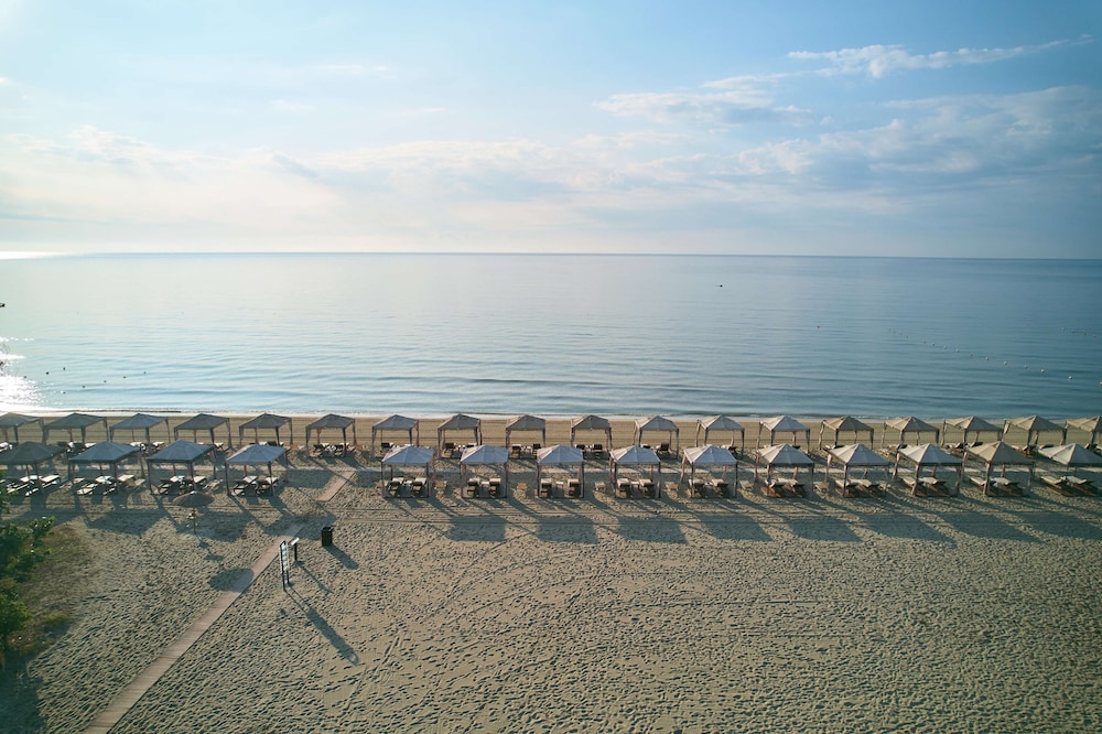 Mediterranean Village Hotel & Spa 76/88