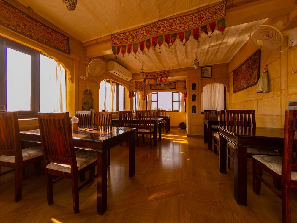 Hotel Pleasant Haveli 35/50
