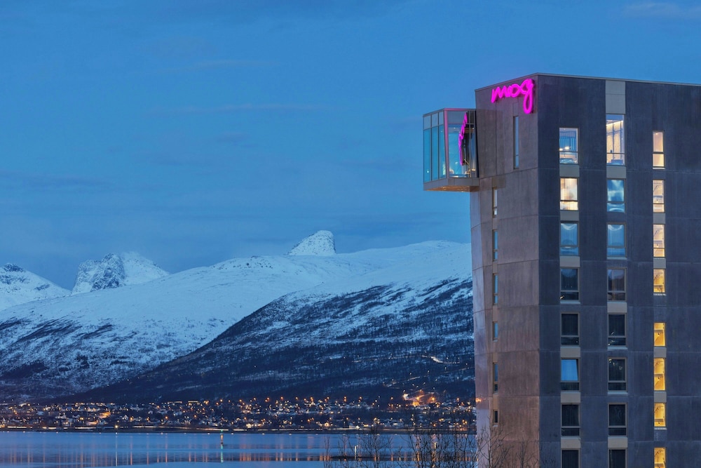 Moxy Tromso 44/48