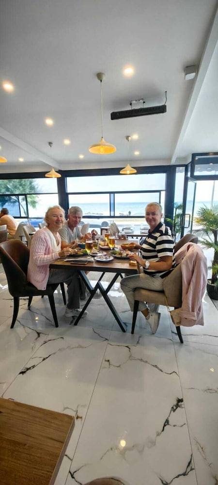 Airport Kumsal Otel 37/59