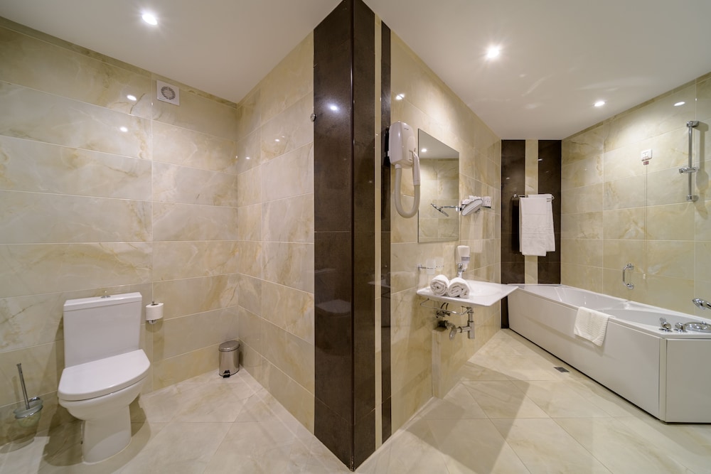 Rosslyn Dimyat Hotel Varna 76/78
