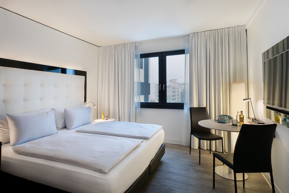 Innside By Melia Hamburg Hafen 15/71