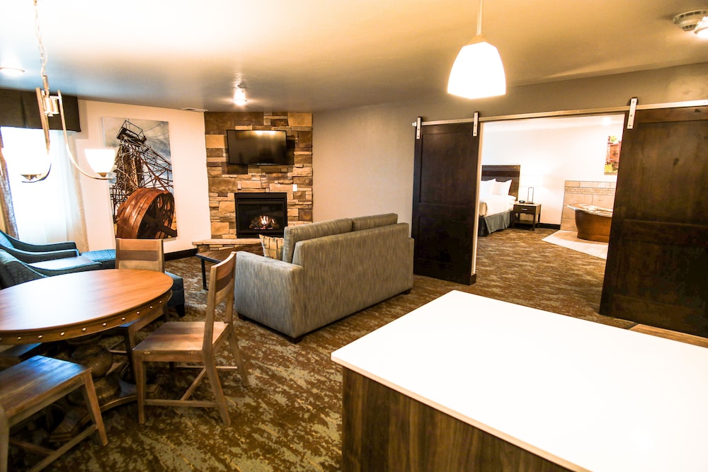 Copper King Convention Center, an Ascend Collection Hotel 32/41