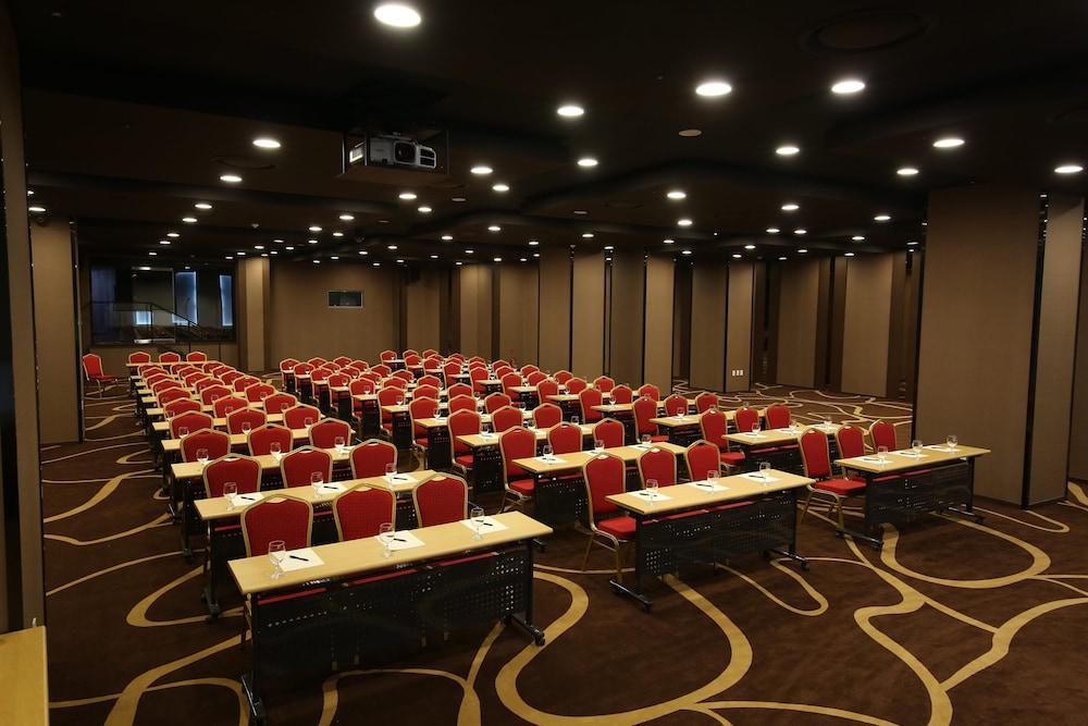 Mstay Hotel Jeju 57/64