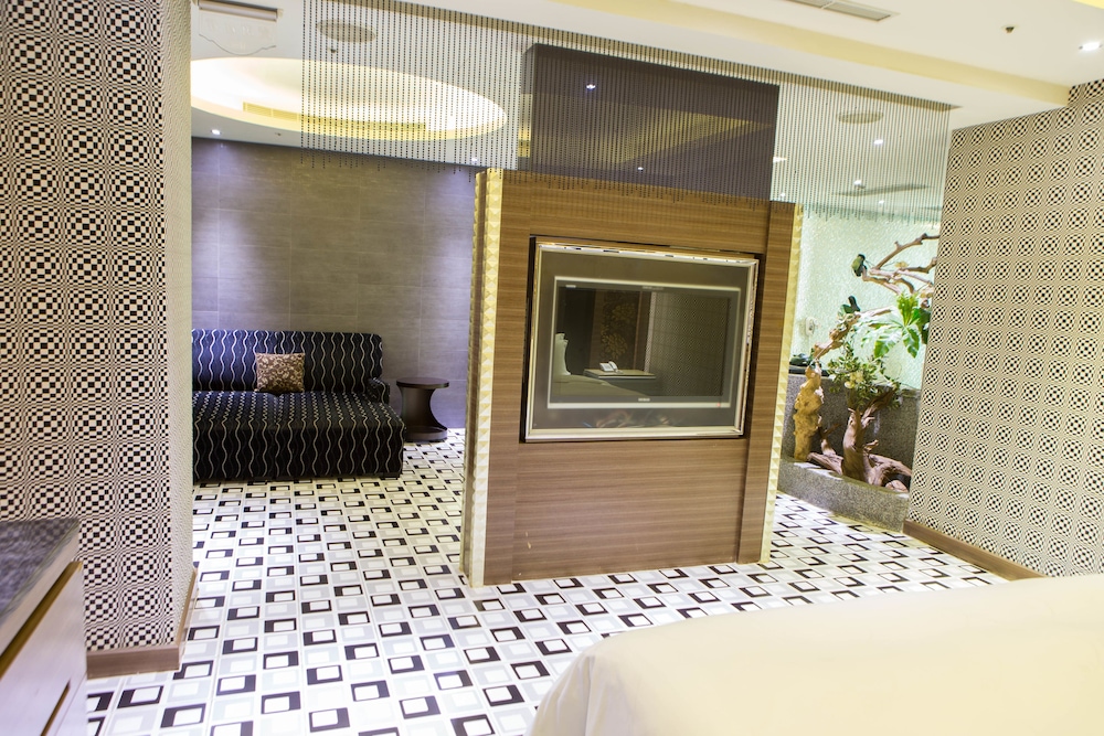All-Ur Boutique Motel Kaohsiung Branch 8/100