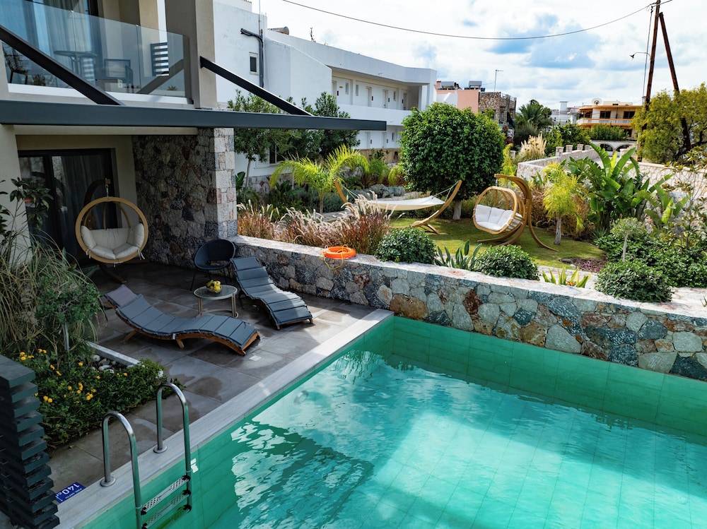 Delight Luxury Rooms - Adults Only 50/61